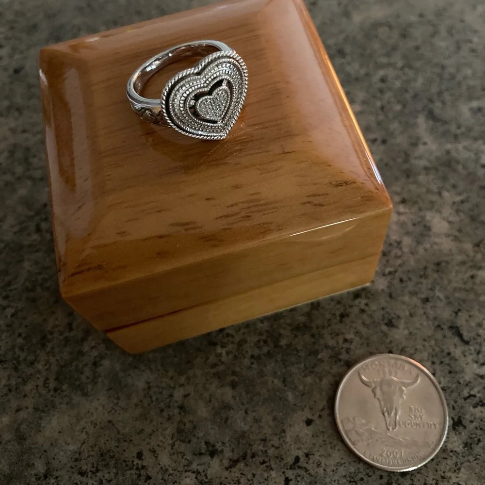 💍 925 Diamond Heart Ring Sterling Silver, Size 7, EUC
